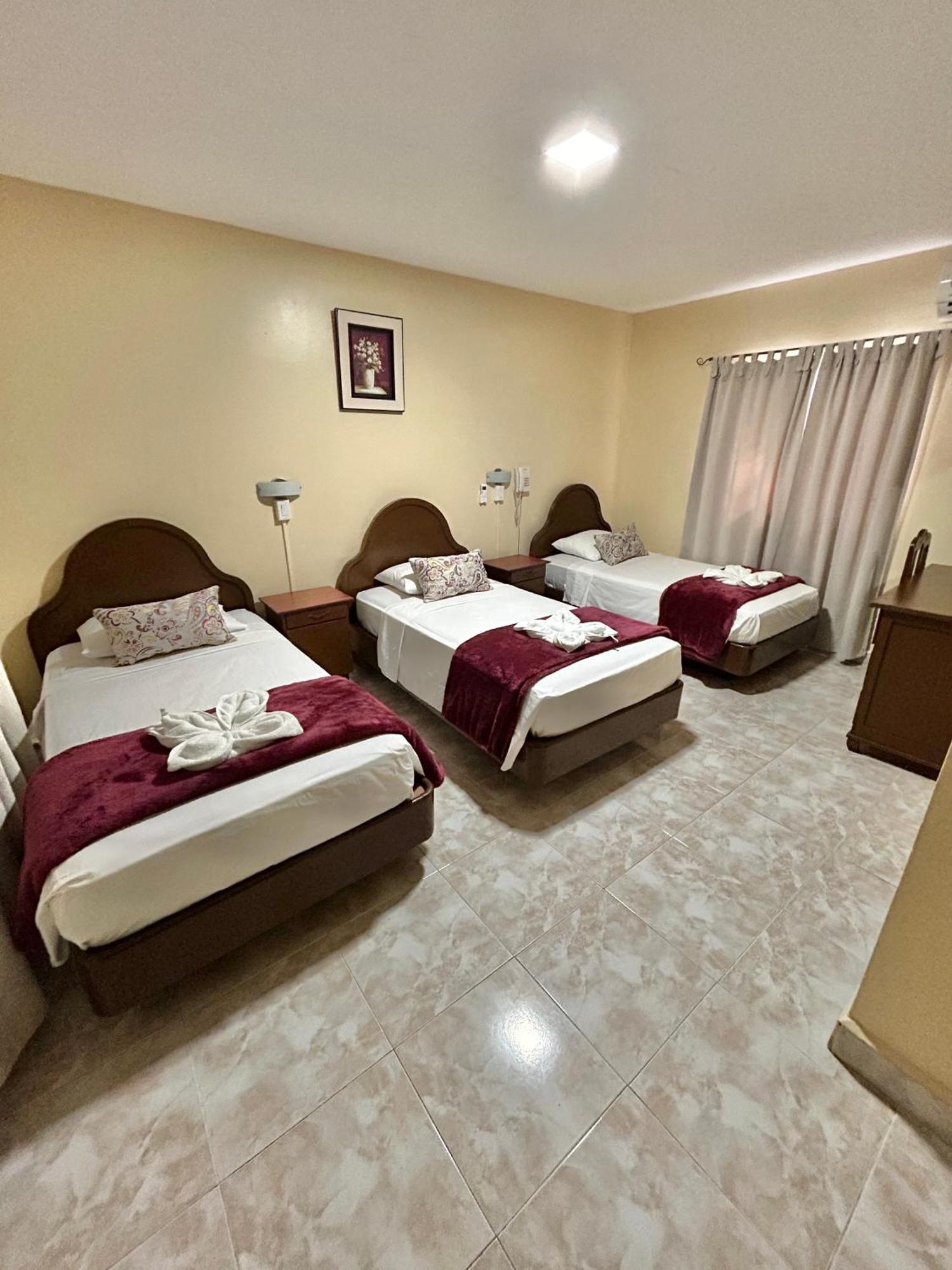 Hotel Madrid Chiriqui David Bagian luar foto