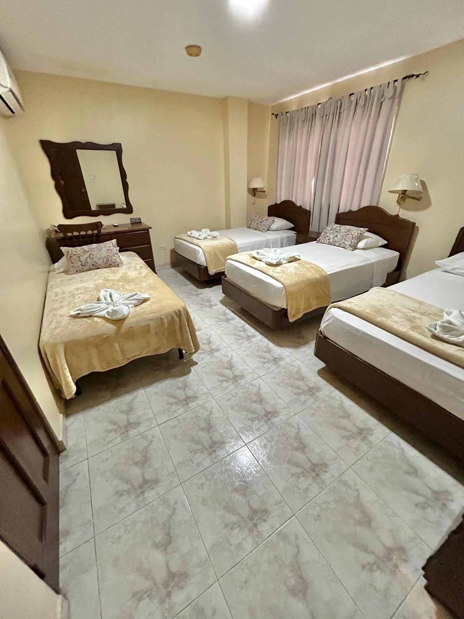 Hotel Madrid Chiriqui David Bagian luar foto