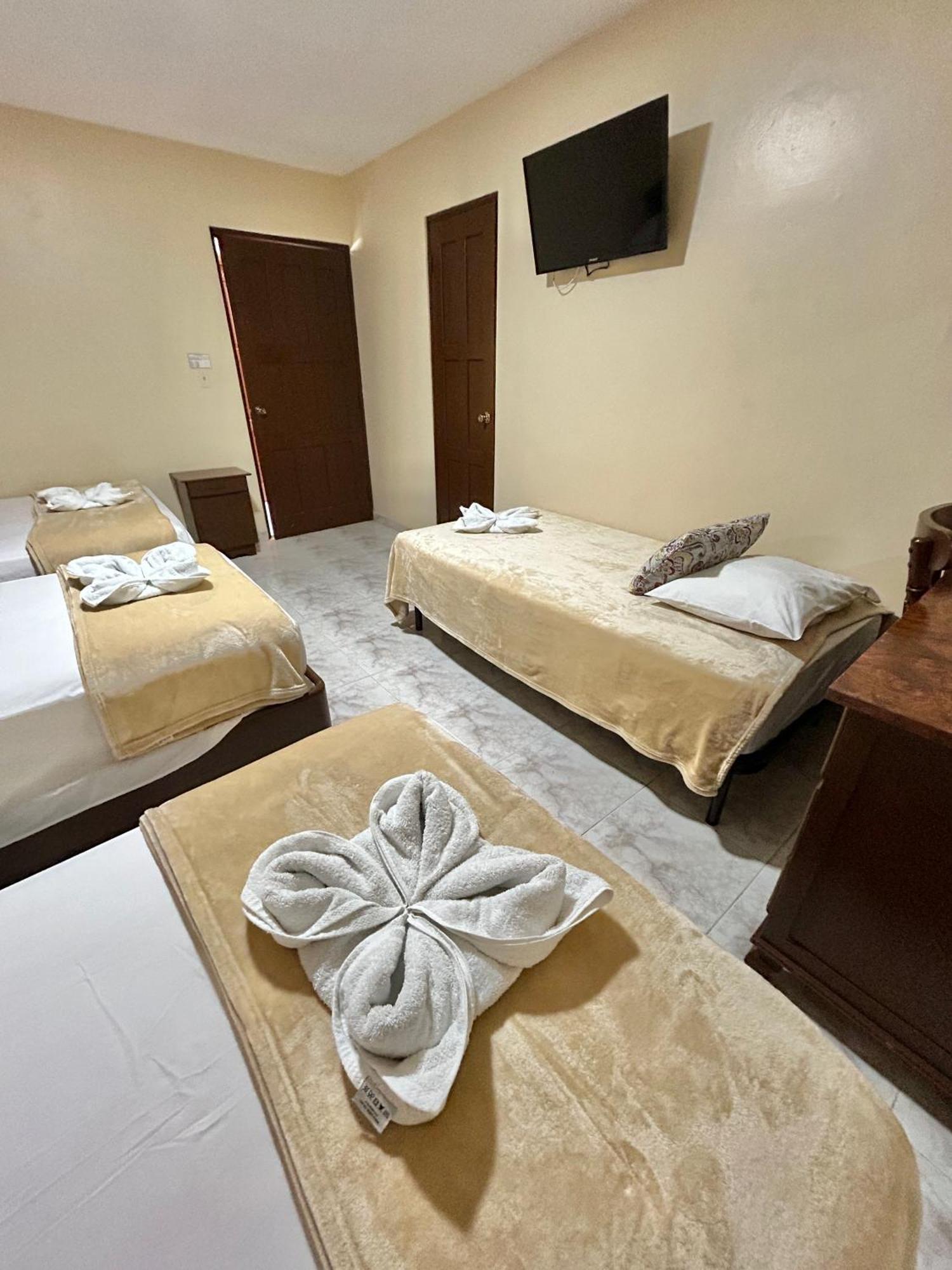 Hotel Madrid Chiriqui David Bagian luar foto